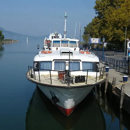 Villa Maria-lak