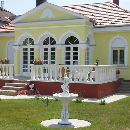 Maria-lak Villa *